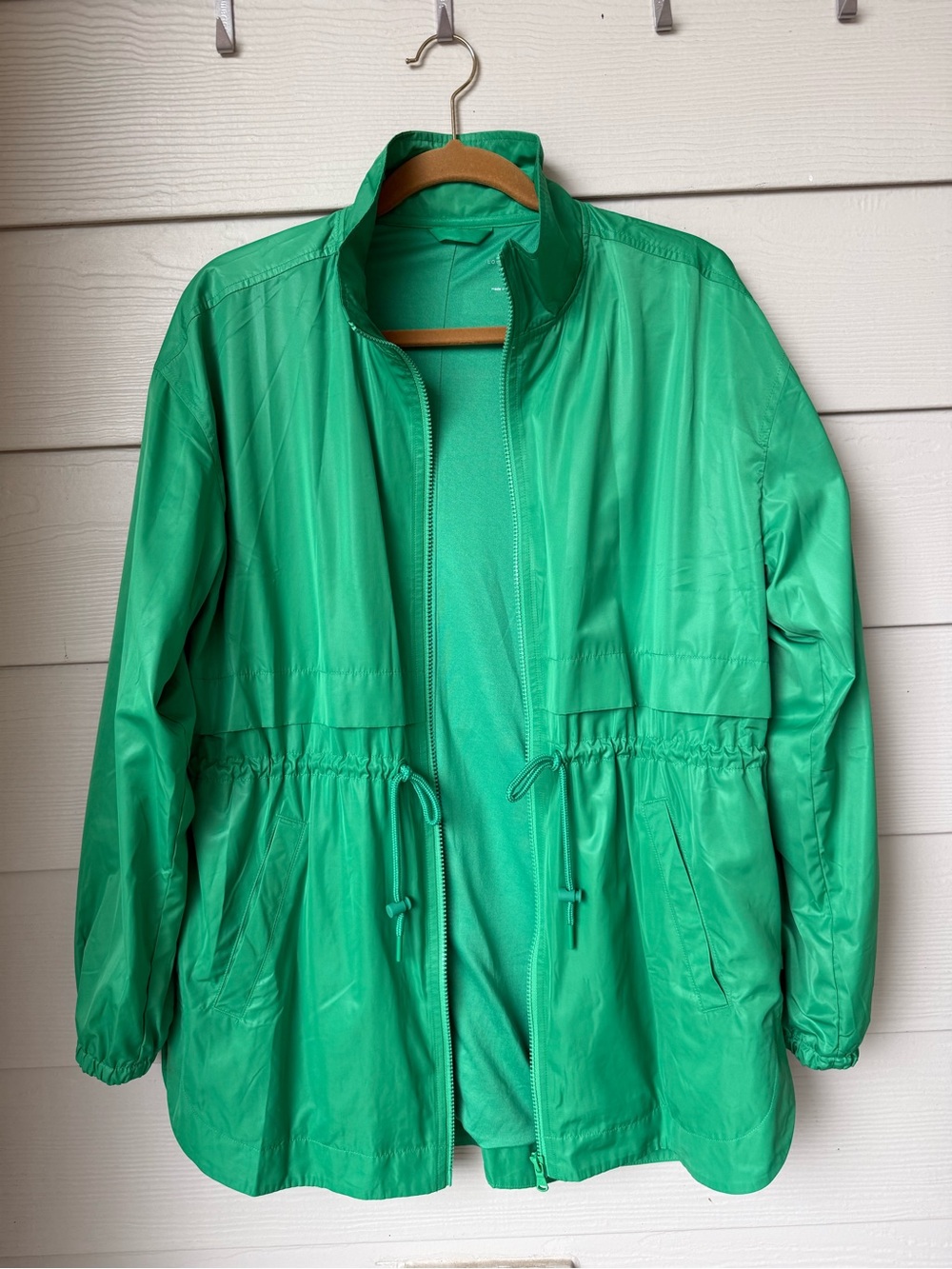 Lou & Grey Bright Green Full-Zip Lightweight Windbreaker Utility Jacket
